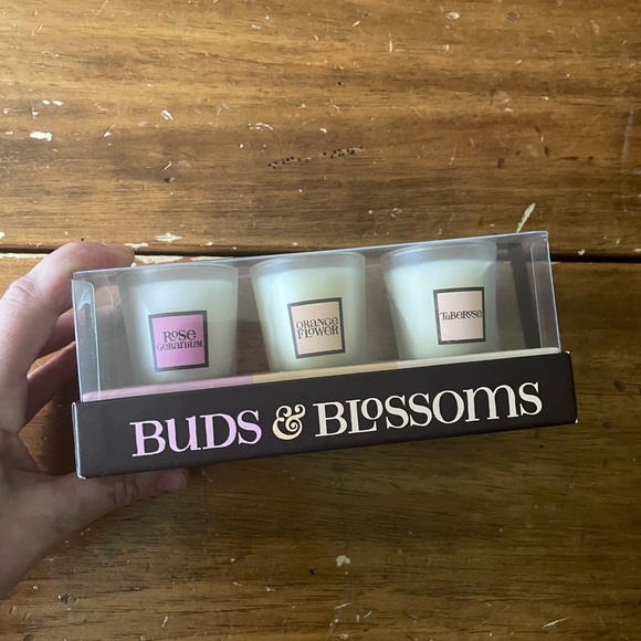 New White Barn Candle Buds & Blossoms Candle Set Orange Rose Geranium Tuberose - Picture 9 of 9